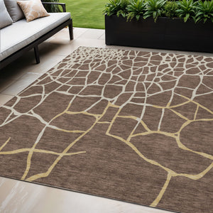 Homeroots 3' Beige And Tan Abstract Washable Area Rug For Indoor And Outdoor Spaces, Stain Resistant Design 5' X 8' Polyester 601111