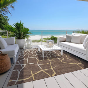 Homeroots 3' Beige And Tan Abstract Washable Area Rug For Indoor And Outdoor Spaces, Stain Resistant Design 5' X 8' Polyester 601111