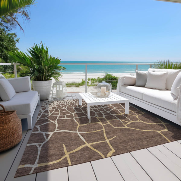 Homeroots 3' Beige And Tan Abstract Washable Area Rug For Indoor And Outdoor Spaces, Stain Resistant Design 5' X 8' Polyester 601111