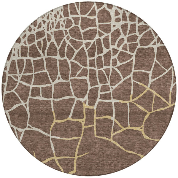 Homeroots 3' Beige And Tan Abstract Washable Area Rug For Indoor And Outdoor Spaces, Stain Resistant Design 8' Round Polyester 601112
