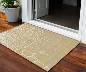 Homeroots 3' Beige And Tan Abstract Washable Area Rug For Indoor And Outdoor Spaces, Stain Resistant Design 3' X 5' Polyester 601122