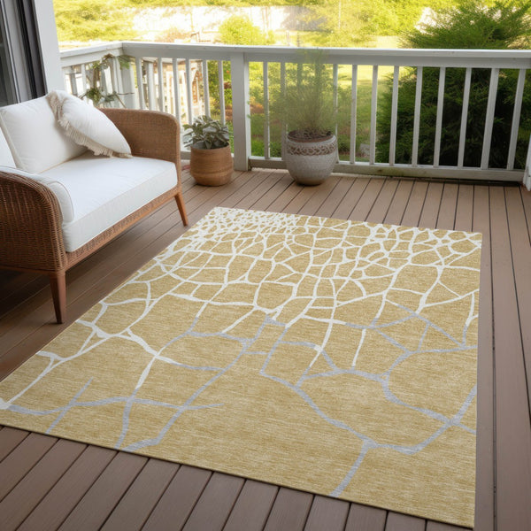 Homeroots 3' Beige And Tan Abstract Washable Area Rug For Indoor And Outdoor Spaces, Stain Resistant Design 3' X 5' Polyester 601122