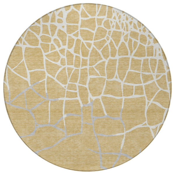 Homeroots 3' Beige And Tan Abstract Washable Area Rug For Indoor And Outdoor Spaces, Stain Resistant Design 8' Round Polyester 601124