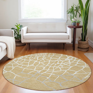 Homeroots 3' Beige And Tan Abstract Washable Area Rug For Indoor And Outdoor Spaces, Stain Resistant Design 8' Round Polyester 601124