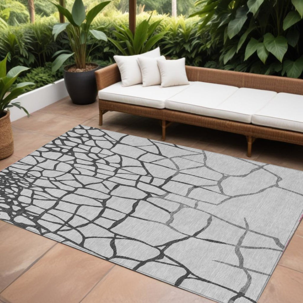 HomeRoots 9' Gray and Charcoal Abstract Washable Area Rug - Durable Indoor/Outdoor Design, Easy Care & Style! 601132