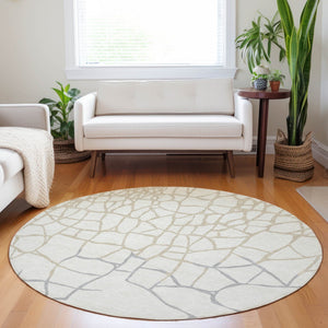 Homeroots 3' Beige And Tan Abstract Washable Area Rug For Indoor And Outdoor Spaces, Stain Resistant Design 8' Round Polyester 601136
