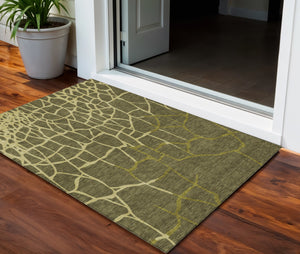 Homeroots 3' Beige And Tan Abstract Washable Area Rug For Indoor And Outdoor Spaces, Stain Resistant Design 3' X 5' Polyester 601152