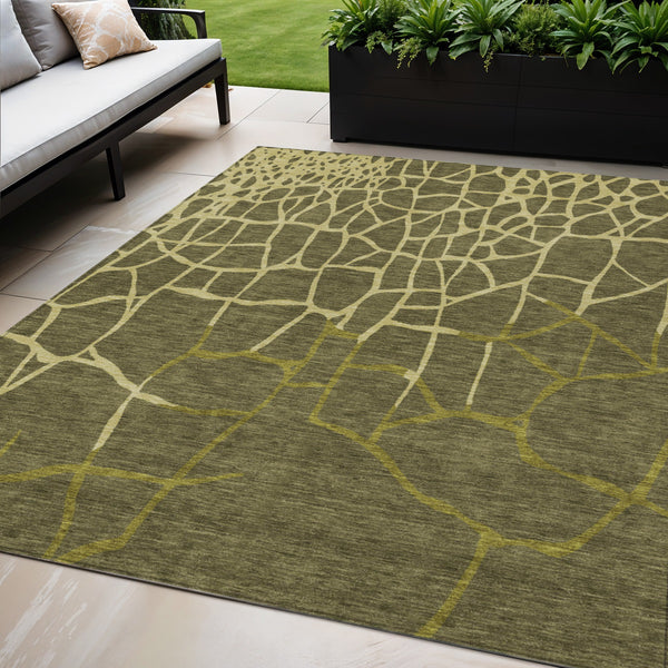 Homeroots 3' Beige And Tan Abstract Washable Area Rug For Indoor And Outdoor Spaces, Stain Resistant Design 5' X 8' Polyester 601153