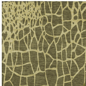 Homeroots 3' Beige And Tan Abstract Washable Area Rug For Indoor And Outdoor Spaces, Stain Resistant Design 5' X 8' Polyester 601153