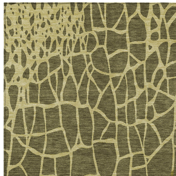 Homeroots 3' Beige And Tan Abstract Washable Area Rug For Indoor And Outdoor Spaces, Stain Resistant Design 5' X 8' Polyester 601153