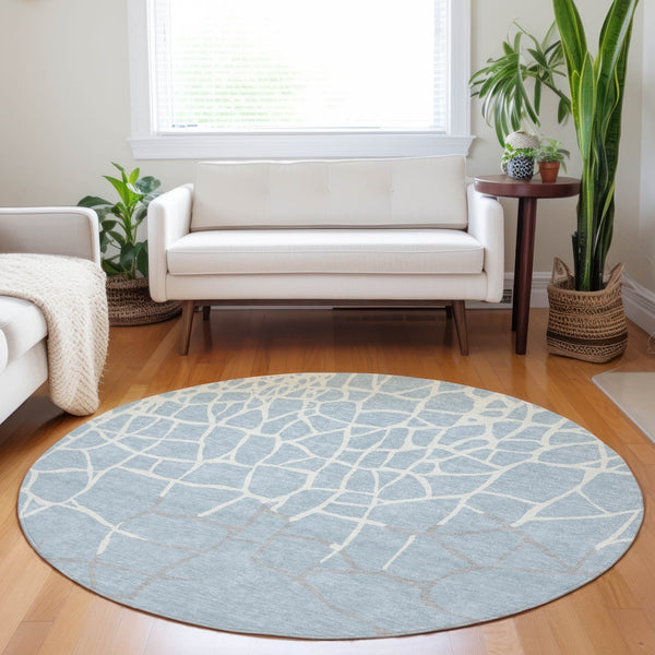 Homeroots 3' Beige And Tan Abstract Washable Area Rug For Indoor And Outdoor Spaces, Stain Resistant Design 8' Round Polyester 601160
