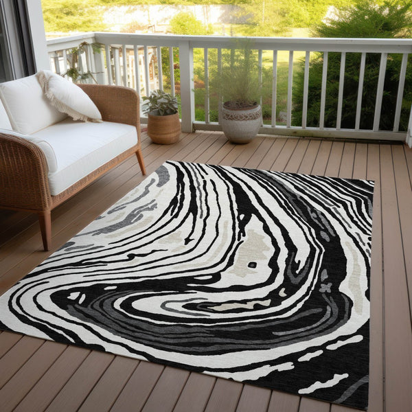 Homeroots 3' Durable Abstract Washable Area Rug For Indoor And Outdoor Spaces - Stylish And Stain Resistant 10' X 14' Polyester 601253