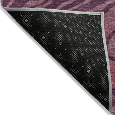 Homeroots 3' Durable Abstract Washable Area Rug For Indoor And Outdoor Spaces - Stylish And Stain Resistant 5' X 8' Polyester 601261