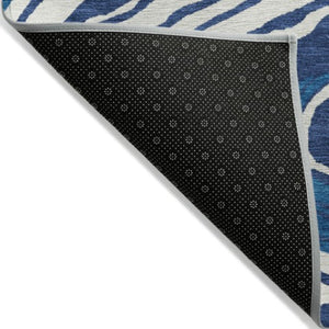 Homeroots 3' Durable Abstract Washable Area Rug For Indoor And Outdoor Spaces - Stylish And Stain Resistant 3' X 5' Polyester 601284