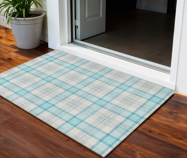 Homeroots 3' Aqua And Gray Plaid Washable Area Rug - Durable Indoor Outdoor Design For High Traffic Spaces 3' X 5' Polyester 601314