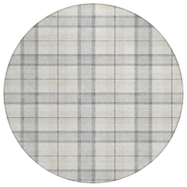 HomeRoots 5' Silver and Gray Plaid Area Rug – Stylish, Washable, Durable for Indoors and Outdoors, Easy Care 8' Round 601370