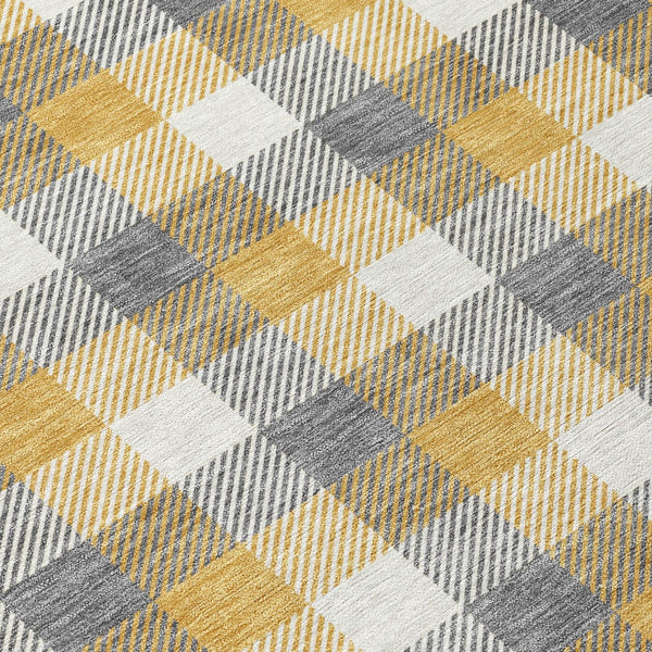 Homeroots 3' Stylish Brown Green Beige Plaid Washable Rug For Indoor And Outdoor Use - Durable And Chic 3' X 5' Polyester 601398