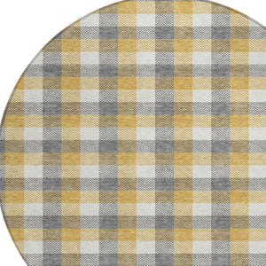 Homeroots 3' Stylish Brown Green Beige Plaid Washable Rug For Indoor And Outdoor Use - Durable And Chic 8' Round Polyester 601400