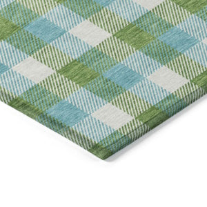 Homeroots 3' Stylish Brown Green Beige Plaid Washable Rug For Indoor And Outdoor Use - Durable And Chic 5' X 8' Polyester 601405