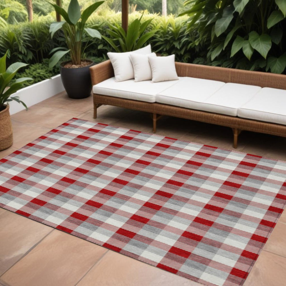 HomeRoots 9' Stylish Red, Gray & Beige Plaid Washable Area Rug - Durable Indoor/Outdoor Solution for Families 601432