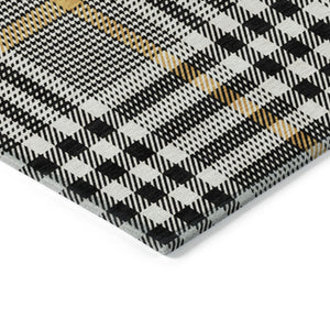 Homeroots 3' Stylish Black Gold & Ivory Plaid Washable Rug - Perfect For Indoor & Outdoor High Traffic Areas 8' X 10' Polyester 601455