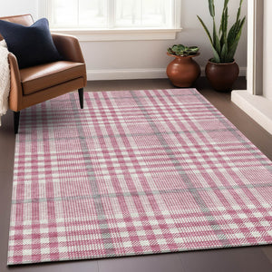 Homeroots 3' Stylish Black Gold & Ivory Plaid Washable Rug - Perfect For Indoor & Outdoor High Traffic Areas 3' X 5' Polyester 601458