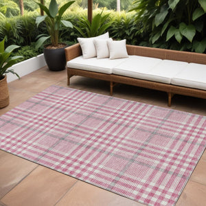 Homeroots 3' Stylish Black Gold & Ivory Plaid Washable Rug - Perfect For Indoor & Outdoor High Traffic Areas 10' X 14' Polyester 601463