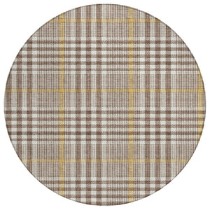 HomeRoots 5' Brown and Beige Plaid Area Rug - Stylish, Washable, Durable for Indoor and Outdoor Living Spaces 8' Round 601466