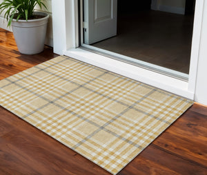 Homeroots 3' Stylish Black Gold & Ivory Plaid Washable Rug - Perfect For Indoor & Outdoor High Traffic Areas 3' X 5' Polyester 601476