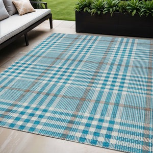 Homeroots 3' Stylish Black Gold & Ivory Plaid Washable Rug - Perfect For Indoor & Outdoor High Traffic Areas 5' X 8' Polyester 601519