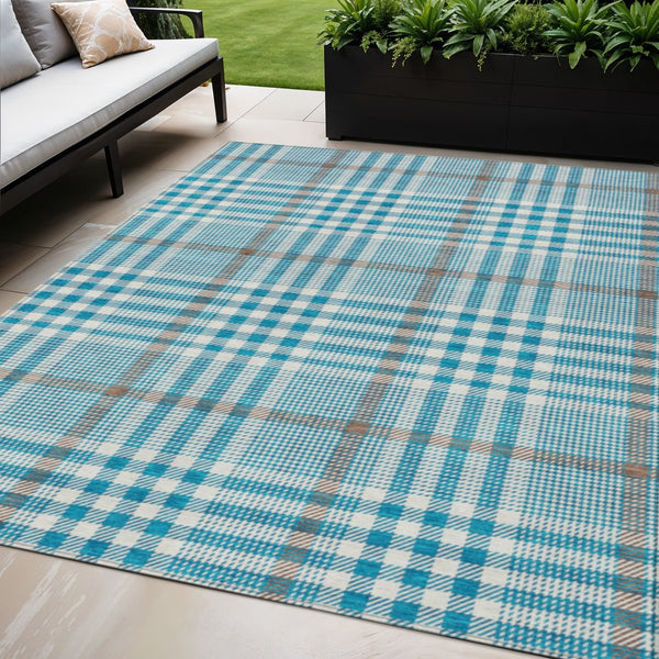 Homeroots 3' Stylish Black Gold & Ivory Plaid Washable Rug - Perfect For Indoor & Outdoor High Traffic Areas 5' X 8' Polyester 601519