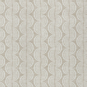 Homeroots 3' Beige And Ivory Ogee Washable Area Rug For Indoor And Outdoor Spaces – Durable, Stylish Design 10' X 14' Polyester 601529