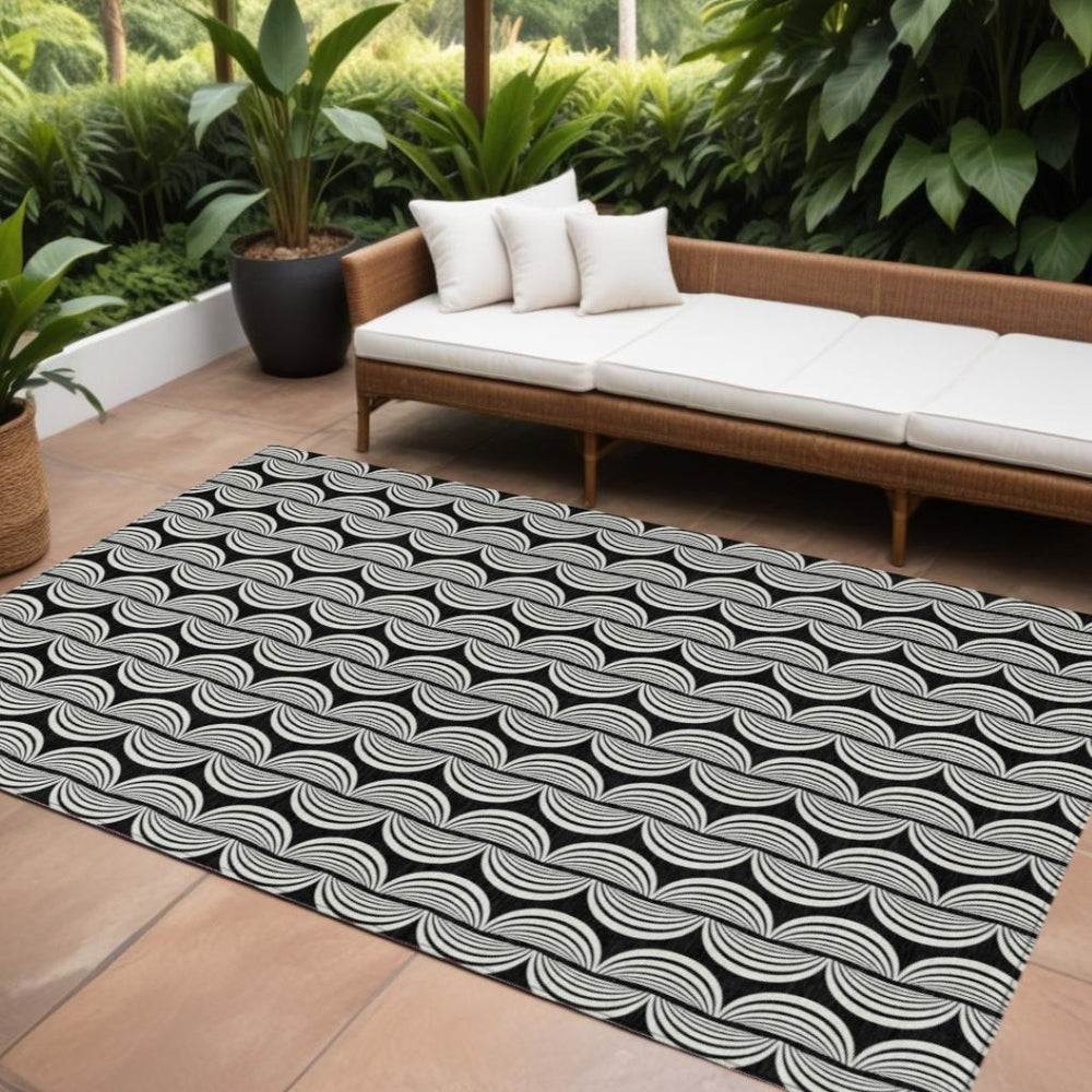 HomeRoots 9' X 12' Black and Ivory Ogee Indoor Outdoor Area Rug - Durable, Washable, Stylish for Any Space 601534