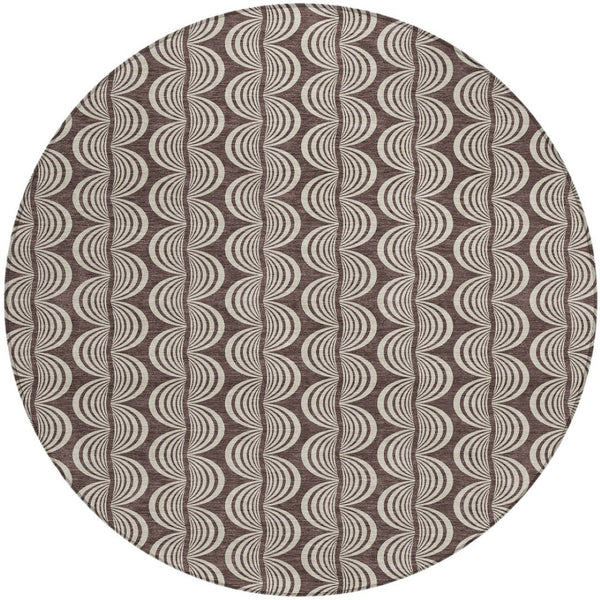 Homeroots 3' Beige And Ivory Ogee Washable Area Rug For Indoor And Outdoor Spaces – Durable, Stylish Design 8' Round Polyester 601556