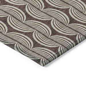 Homeroots 3' Beige And Ivory Ogee Washable Area Rug For Indoor And Outdoor Spaces – Durable, Stylish Design 8' X 10' Polyester 601557