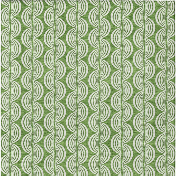 Homeroots 3' Beige And Ivory Ogee Washable Area Rug For Indoor And Outdoor Spaces – Durable, Stylish Design 5' X 8' Polyester 601561