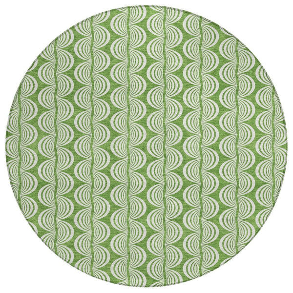 HomeRoots 5' Timeless Green and Ivory Ogee Area Rug - Durable, Washable, Perfect for Indoor and Outdoor Spaces 8' Round 601562