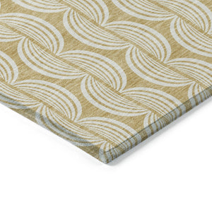 Homeroots 3' Beige And Ivory Ogee Washable Area Rug For Indoor And Outdoor Spaces – Durable, Stylish Design 8' X 10' Polyester 601569