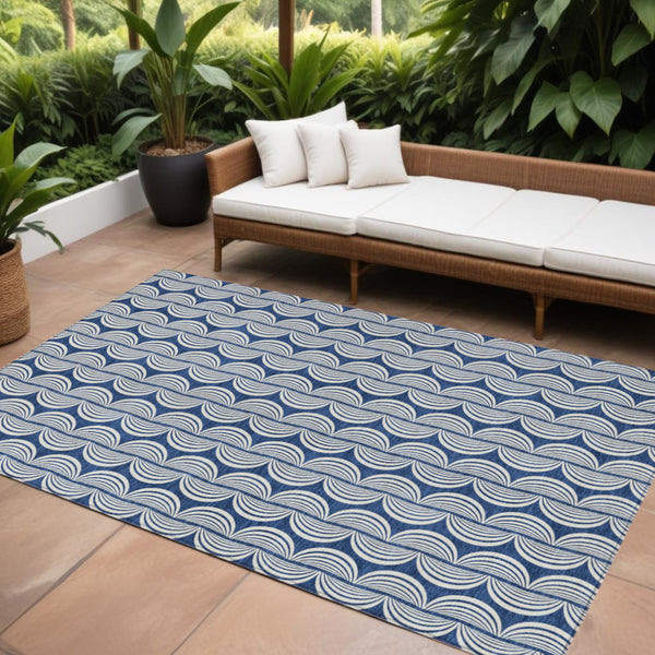 Homeroots 3' Beige And Ivory Ogee Washable Area Rug For Indoor And Outdoor Spaces – Durable, Stylish Design 9' X 12' Polyester 601588