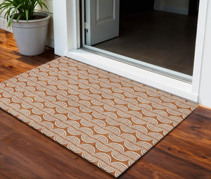 Homeroots 3' Beige And Ivory Ogee Washable Area Rug For Indoor And Outdoor Spaces – Durable, Stylish Design 3' X 5' Polyester 601590