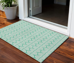Homeroots 3' Aqua And Beige Ogee Washable Indoor Outdoor Area Rug - Durable, Stylish, And Easy To Maintain 3' X 5' Polyester 601644