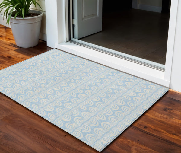 Homeroots 3' Aqua And Beige Ogee Washable Indoor Outdoor Area Rug - Durable, Stylish, And Easy To Maintain 3' X 5' Polyester 601650