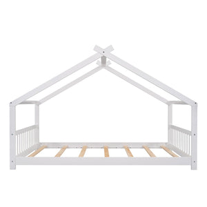 HomeRoots White Four Poster Loft Bed - Elegant Space-Saving Design for Full Double Mattress, Stylish & Sturdy 601698