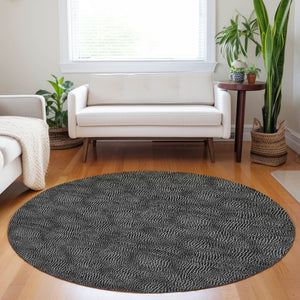 Homeroots 3' Beige And Ivory Geometric Washable Area Rug - Perfect For Indoor And Outdoor Comfort & Style 8' Round Polyester 602343