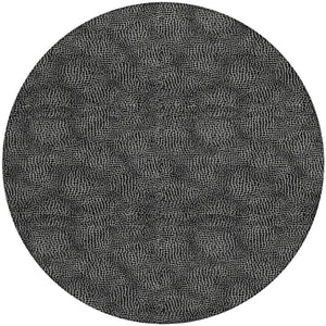 Homeroots 3' Beige And Ivory Geometric Washable Area Rug - Perfect For Indoor And Outdoor Comfort & Style 8' Round Polyester 602343