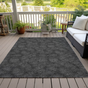 Homeroots 3' Beige And Ivory Geometric Washable Area Rug - Perfect For Indoor And Outdoor Comfort & Style 10' X 14' Polyester 602346