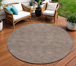 Homeroots 3' Beige And Ivory Geometric Washable Area Rug - Perfect For Indoor And Outdoor Comfort & Style 8' Round Polyester 602349