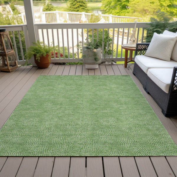 Homeroots 3' Beige And Ivory Geometric Washable Area Rug - Perfect For Indoor And Outdoor Comfort & Style 10' X 14' Polyester 602370