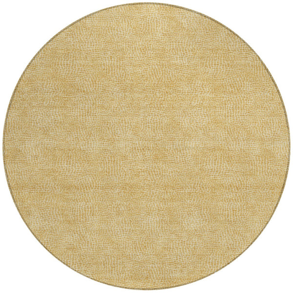 Homeroots 3' Beige And Ivory Geometric Washable Area Rug - Perfect For Indoor And Outdoor Comfort & Style 8' Round Polyester 602373
