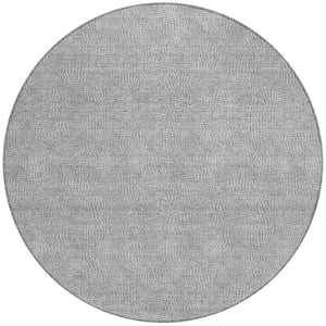 Homeroots 3' Beige And Ivory Geometric Washable Area Rug - Perfect For Indoor And Outdoor Comfort & Style 8' Round Polyester 602379